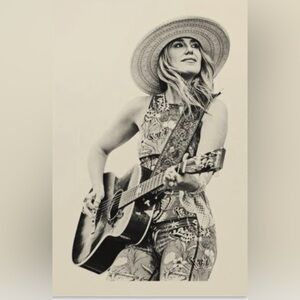 Lainey Wilson Canvas Print